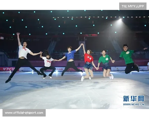 “法国站大奖赛开幕：马里宁男单领跑，冰舞新组合伯德利-西泽龙亮相”